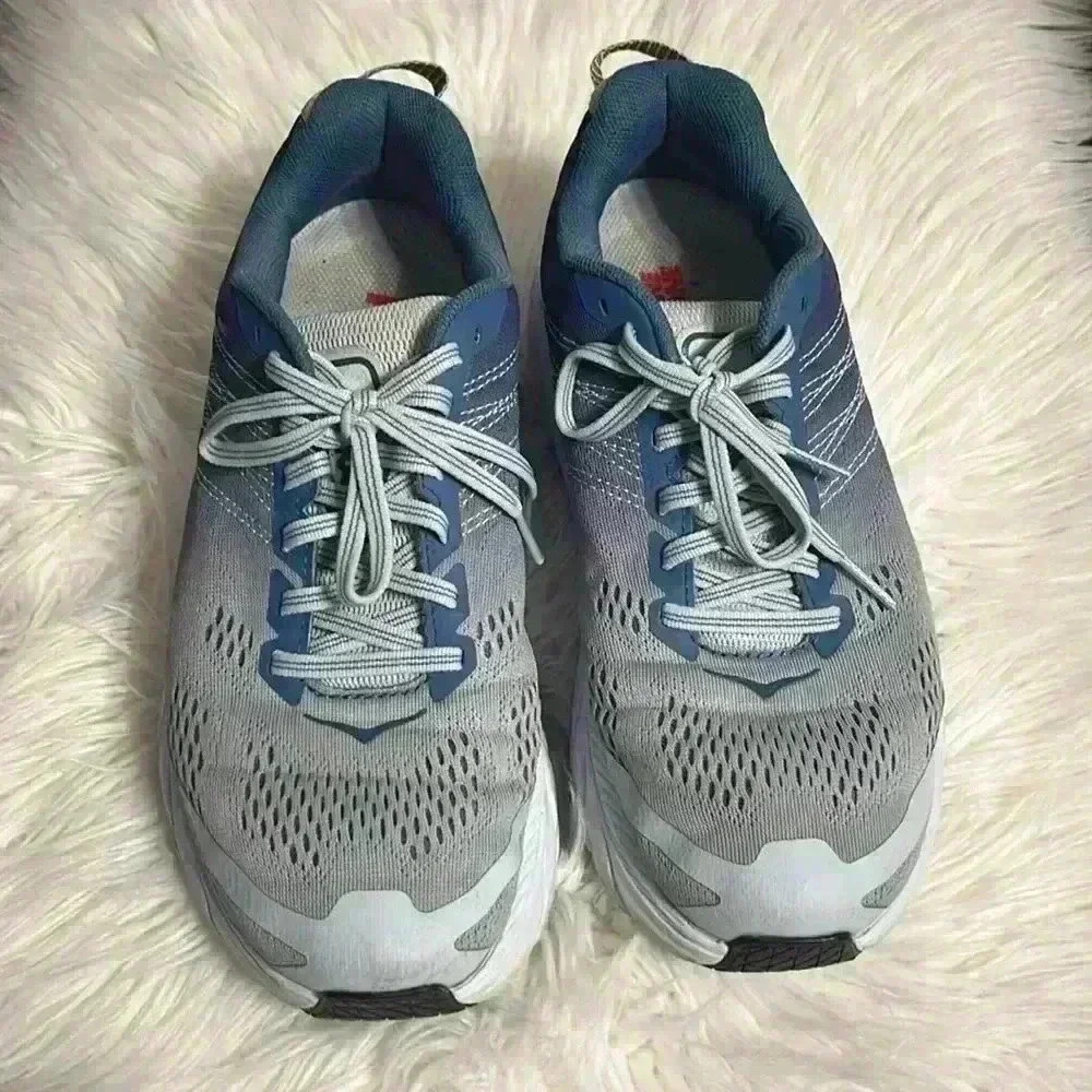 HOKA
WOMEN'S CLIFTON 6 WIDE
